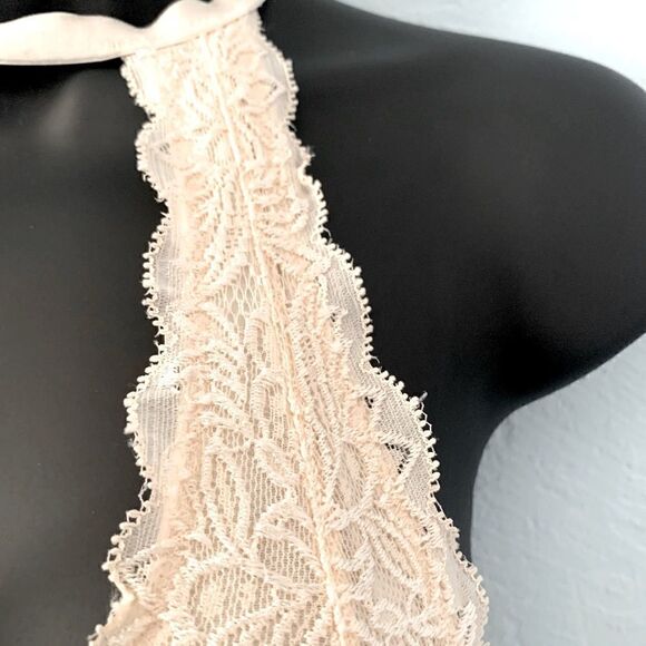 French Affair Creme Lace Choker Bralette Size Small - Picture 3 of 10
